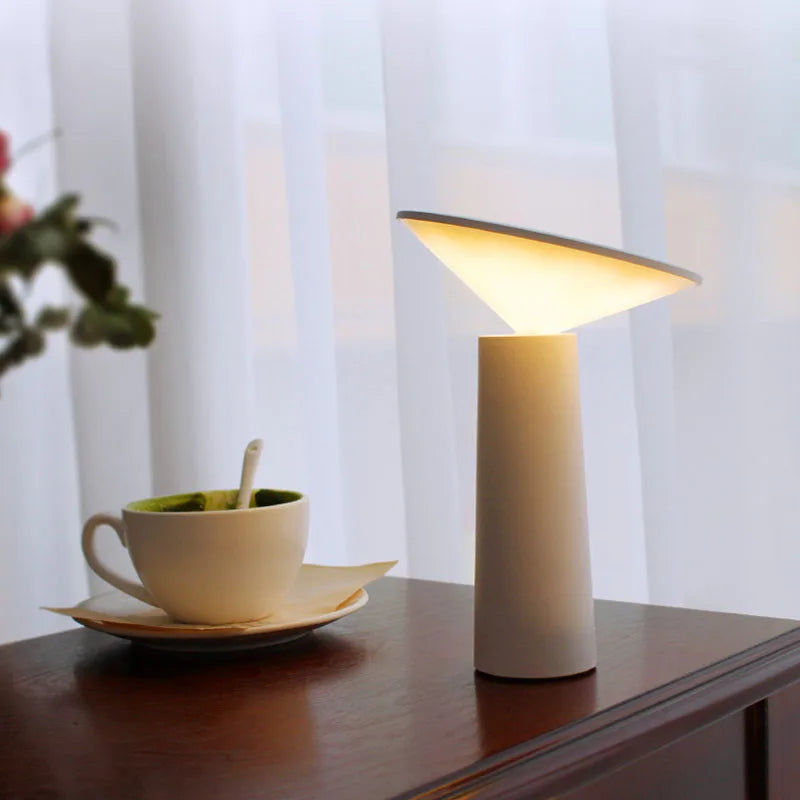 Balans portable table lamp