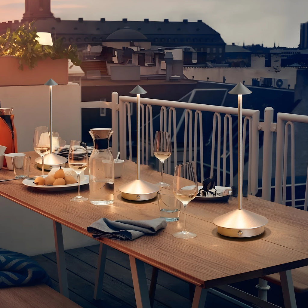 Arrowro table lamp