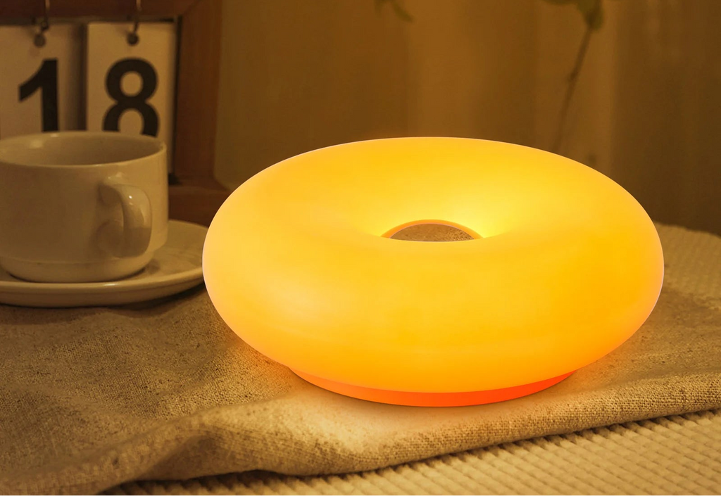 Beignet table lamp